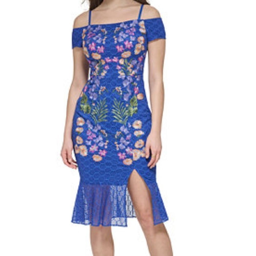 Guess Women's lined, Embroidered-Lace Cold-Shoulder Dress EUC SZ 10